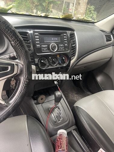 Mitsubishi Triton 2017 4x2 AT - 300000 km