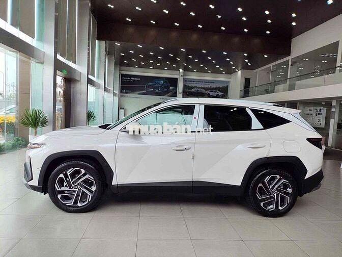 Hyundai Tucson 2025 1.6  Turbo - Giảm giá 48 triêu