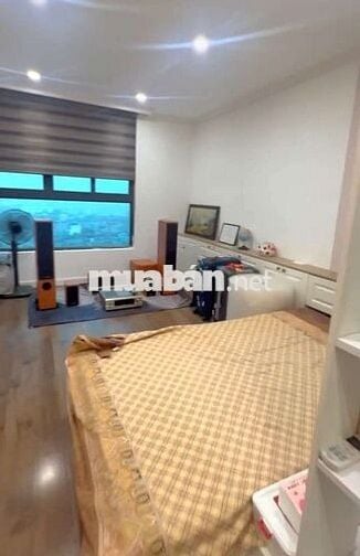 Bán căn hộ VNT Tower. DT 96m gồm 3pn, 2wc. Giá bán TL