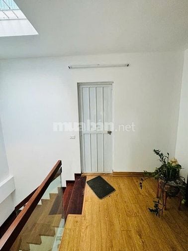 PHÂN LÔ, GARA Ô TÔ, GẦN PHỐ, HIẾM DỄ CHỐT, TRUNG TÂM QUẬN HAI BÀ TRƯNG