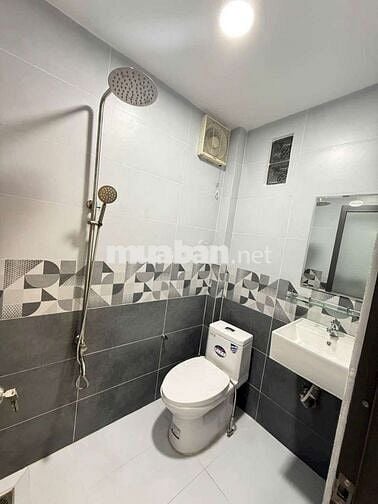 Bán nhà trệt lầu đường hiệp bình 2ty650 TL