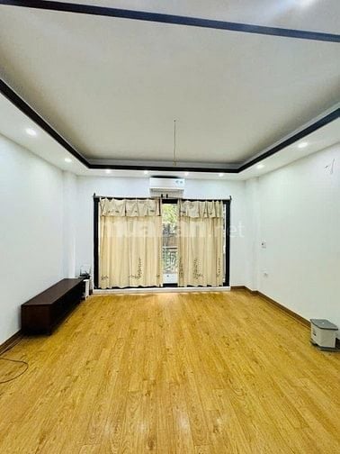PHÂN LÔ, GARA Ô TÔ, GẦN PHỐ, HIẾM DỄ CHỐT, TRUNG TÂM QUẬN HAI BÀ TRƯNG