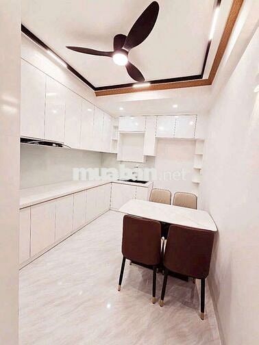 bán nhà đẹp lê hồng phong hẻm oto