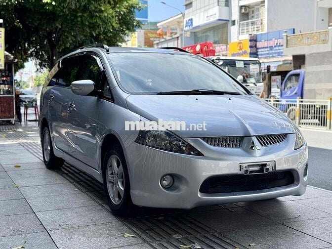 Mitsubishi Grandis 2005 2.4 AT - 117000 km