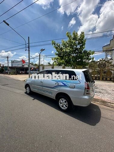 Toyota Innova 2006 G - 010142 km