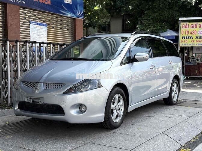 Mitsubishi Grandis 2005 2.4 AT - 117000 km
