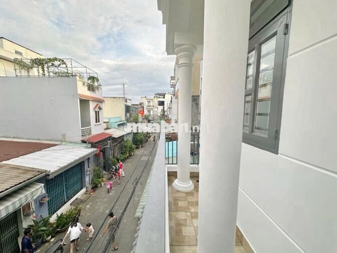 Nhà Đẹp 4 Tấm Tọa Lạc Tại Liên Khu 5-6 Hẻm Xe Hơi Quận Bình Tân
