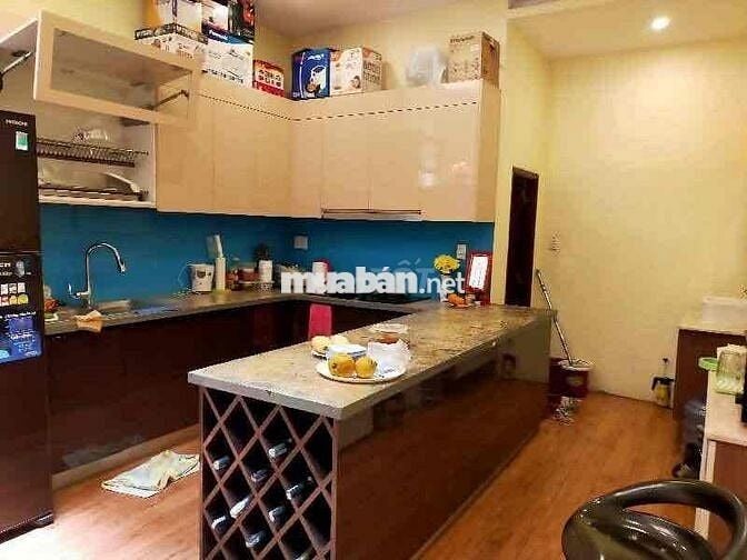 CẦN BÁN GẤP NHÀ MT BÀU CÁT,TÂN BÌNH.NGAY CHỢ BÀU CÁT.4TẦNG,dt 4x31