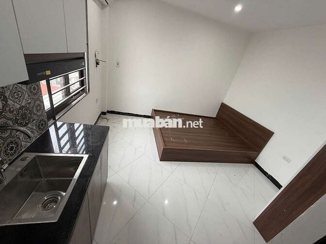 Bóc tem CCMN 25m2 Full đồ có tủ lạnh. Ban công tại Định Công Thượng