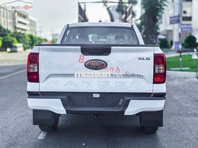 Ford Ranger 2025 XLS 2.0L 4x2 AT