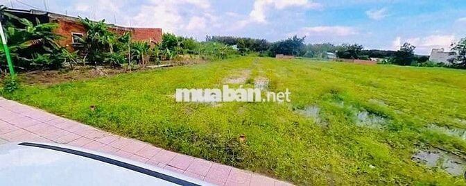 BÁN ĐẤT SỔ HỒNG RIÊNG GẦN KCN VỚI 1KM .