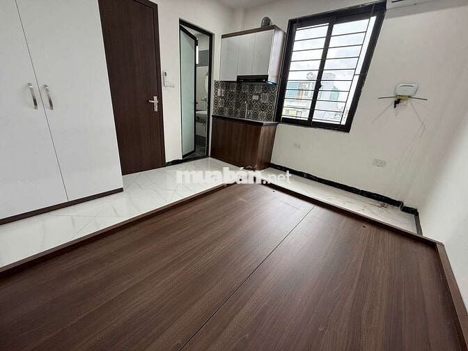 Bóc tem CCMN 25m2 Full đồ có tủ lạnh. Ban công tại Định Công Thượng