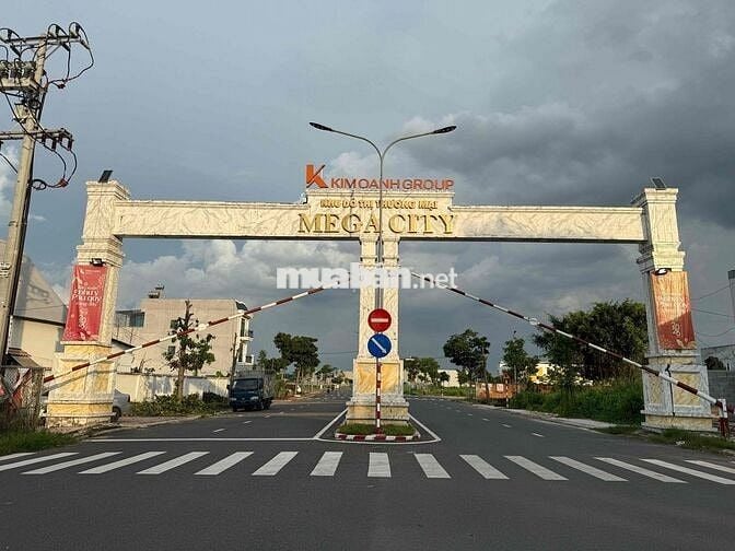 Bán lô A34-N17 Mega city chỉ 1 tỷ 050 bao phí, sạch đẹp đường thông