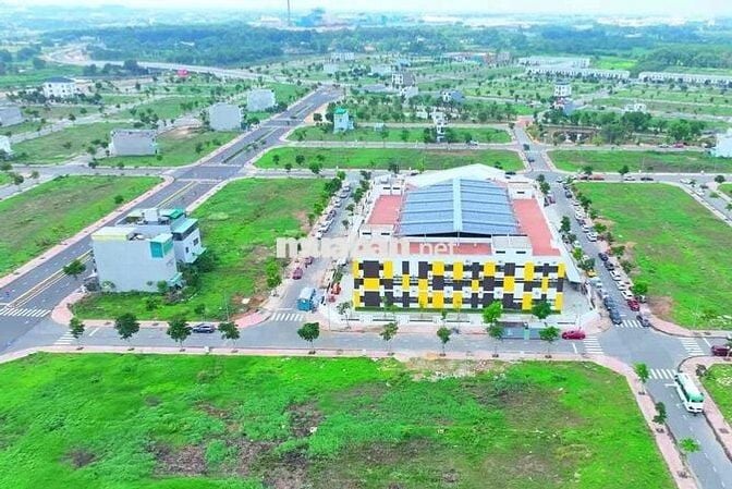 Bán lô A34-N17 Mega city chỉ 1 tỷ 050 bao phí, sạch đẹp đường thông