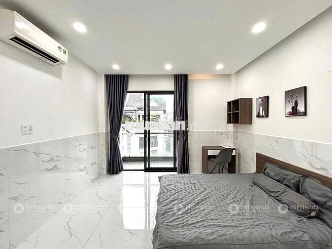 TRẦN HƯNG ĐẠO QUẬN 5 - CĂN HỘ BAN CÔNG CÓ THANG MÁY - SẠCH SẼ, MỚI
