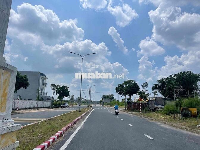 Bán lô A34-N17 Mega city chỉ 1 tỷ 050 bao phí, sạch đẹp đường thông
