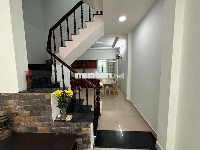 Cho thuê nhà mặt tiền hẻm xe hơi Phạm Văn Chiêu, P. An Hội Tây