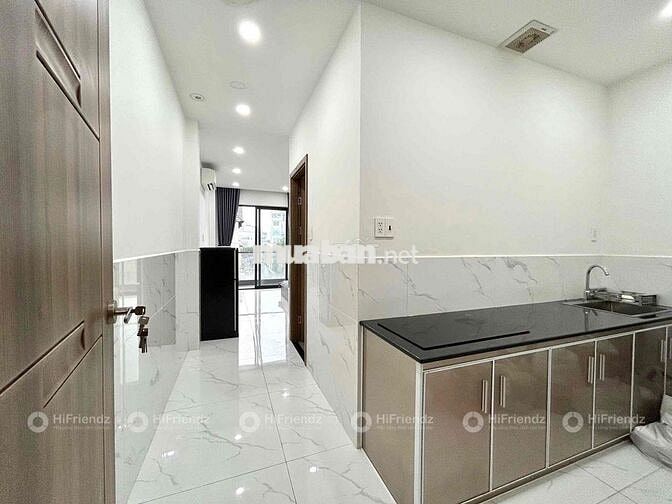 TRẦN HƯNG ĐẠO QUẬN 5 - CĂN HỘ BAN CÔNG CÓ THANG MÁY - SẠCH SẼ, MỚI