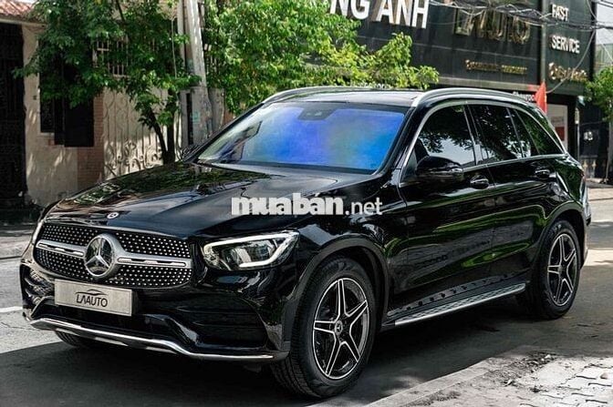 Mercedes GLC300 4MATIC - Model 2022 - Đen Kem