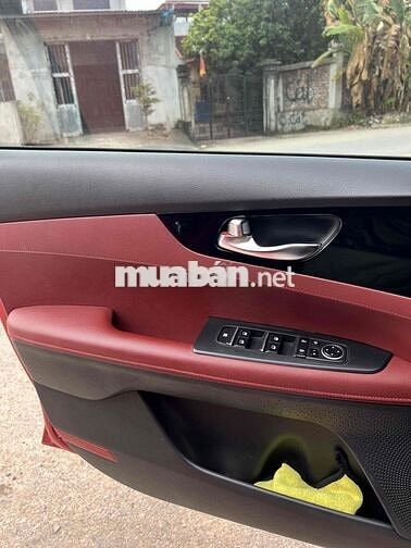 Kia Cerato 2020 2.0 AT Premium  - 68000 km