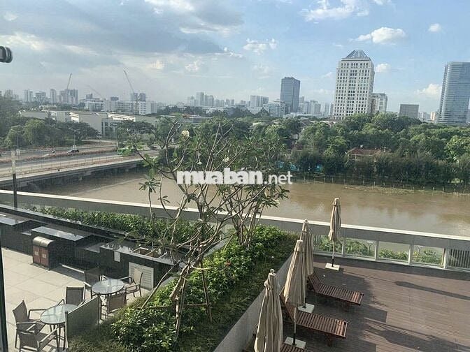 Cần bán M5 căn góc đẹp nhất M5 full nội thất cao cấp 135m2 giá 15.5 tỷ