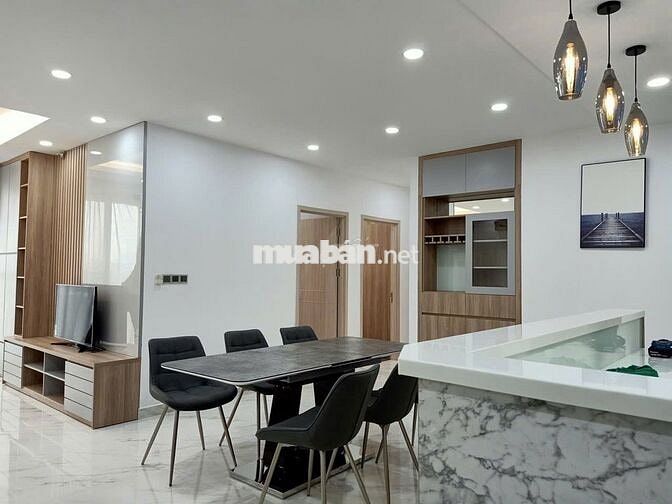 Cần bán M5 căn góc đẹp nhất M5 full nội thất cao cấp 135m2 giá 15.5 tỷ