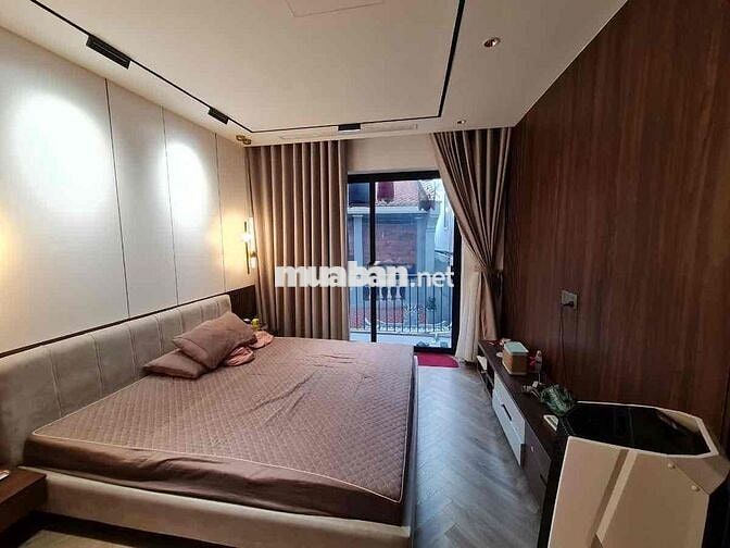 🏡ĐỐNG ĐA – NGÕ THÔNG – MẶT TIỀN RỘNG  – SÁT PHỐ – NỘI THẤT XỊN - Ô CHỜ