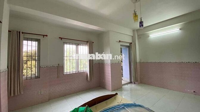 Cho thuê phòng/nguyên căn, 18-25m^2, kế GO Dĩ An, KTX Khu B
