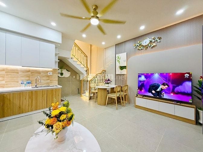 CHÍNH CHỦ BÁN NHÀ 227/NGUYỄN TƯ GIẢN ĐÚC 2 LẦU ST HẺM XE TẢI THÔNG
