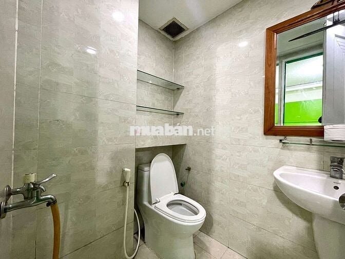 Mặt tiền Nguyễn Văn công gần chợ ,mới đẹp thích hợp Kd đa ngành nghề