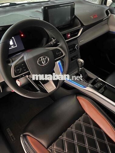 Toyota Veloz Cross Bản tiêu chuẩn 27 ngàn