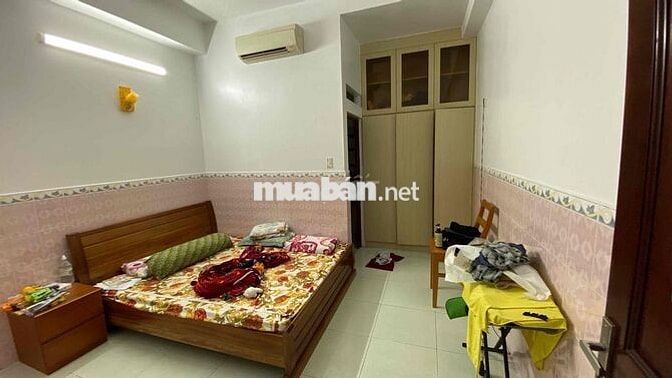 Cho thuê phòng/nguyên căn, 18-25m^2, kế GO Dĩ An, KTX Khu B
