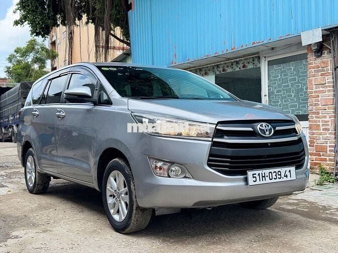 Toyota Innova 2.0G đời xe: 2019 Số tự động 8 chỗ