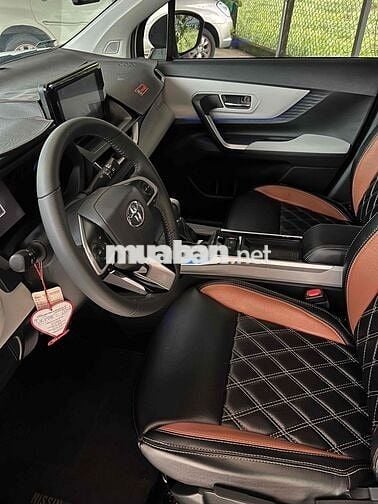 Toyota Veloz Cross Bản tiêu chuẩn 27 ngàn