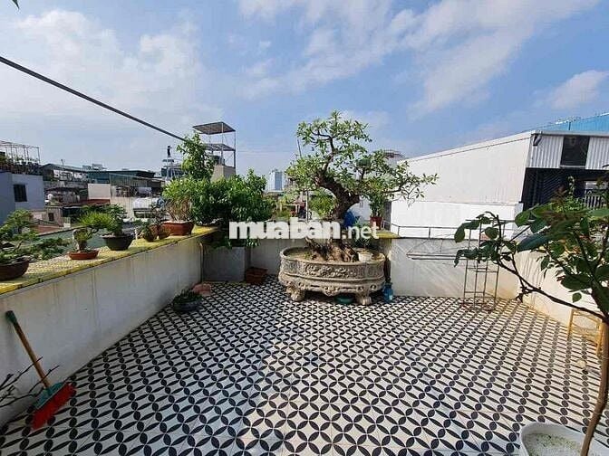 🏡ĐỐNG ĐA – NGÕ THÔNG – MẶT TIỀN RỘNG  – SÁT PHỐ – NỘI THẤT XỊN - Ô CHỜ