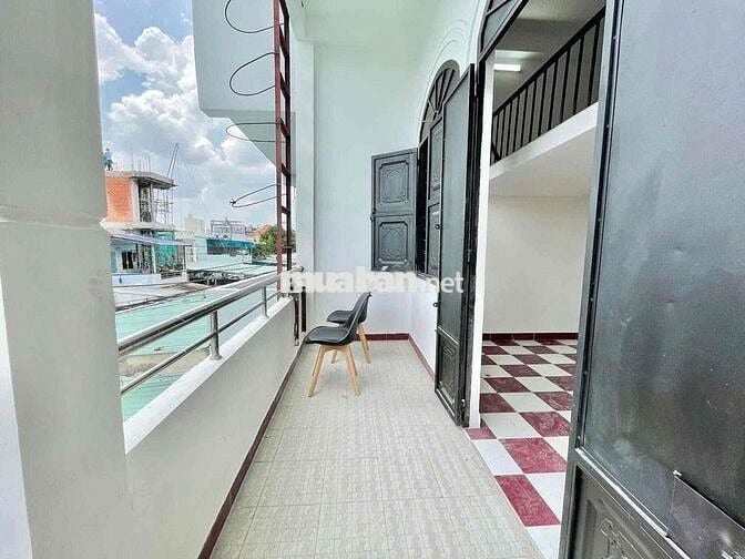 Cho thuê phòng bancol gần emart phan văn trị