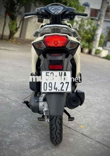 Vision Siêu mới odo 4500 Kilomet