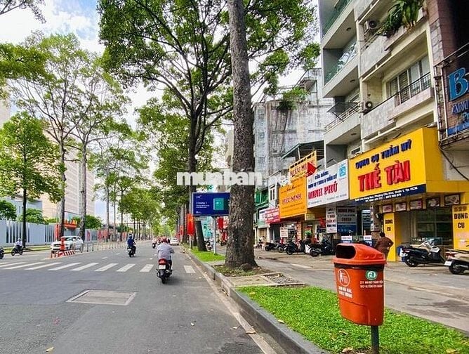 CHÍNH CHỦ ! MẶT TIỀN TRẦN HƯNG ĐẠO QUẬN 1 - 8x8M - 3 TẦNG - 75 TRIỆU