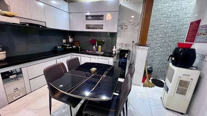 Bán Nhà 55/47 Tây Lân, P. Bình Tân, DT 6*10M2 4.5Lau 5Pn 6Wc. 5.6ty