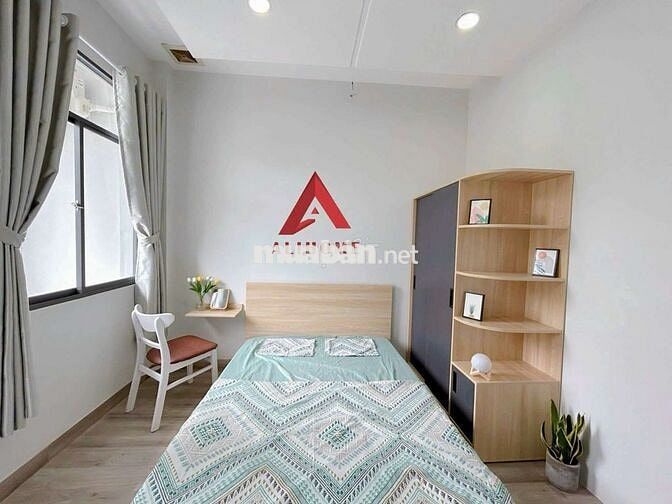 1PN mặt tiền Nguyễn Huy Tự kế chợ Đakao, giáp cầu Bông Tân Định Quận 1