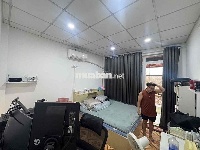 Bán Nhà 42m2. trệt lầu. hxh. đường số 4 p16. 3 phòng. 1 phòg tầng trệt