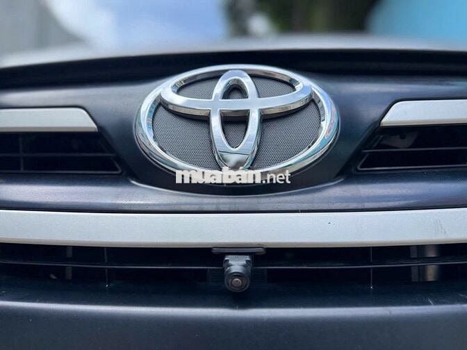 Toyota Innova 2.0G đời xe: 2019 Số tự động 8 chỗ