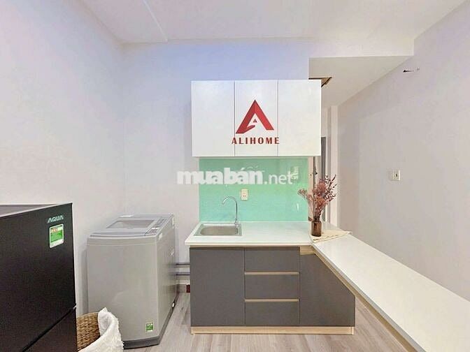 1PN mặt tiền Nguyễn Huy Tự kế chợ Đakao, giáp cầu Bông Tân Định Quận 1