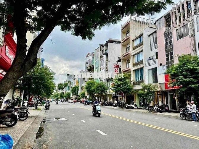 Cho thuê nhà mặt tiền 475 - 477 Võ Văn Tần (9,4x16m) Trệt 3 lầu