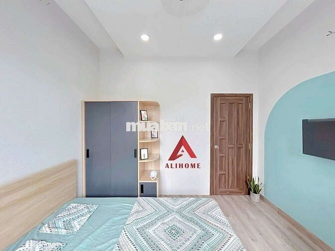 1PN mặt tiền Nguyễn Huy Tự kế chợ Đakao, giáp cầu Bông Tân Định Quận 1