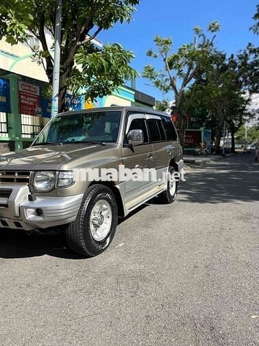 Mitsubishi Pajero 20*** km