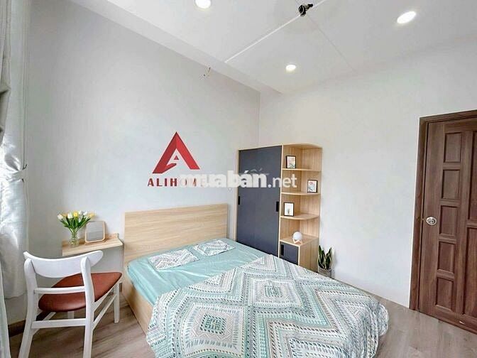 1PN mặt tiền Nguyễn Huy Tự kế chợ Đakao, giáp cầu Bông Tân Định Quận 1