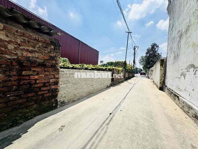 OTO VÀO ĐẤT - ĐƯỜNG THÔNG THOÁNG GẦN BÌA LÀNG - GẦN ĐƯỜNG QL3