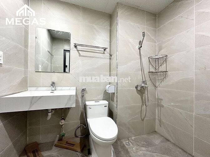 CHO THUÊ 1 NGỦ 1 KHÁCH ĐẦY ĐỦ NỘI THẤT MỚI TINH TRUNG KÍNH -VINCOM TDH
