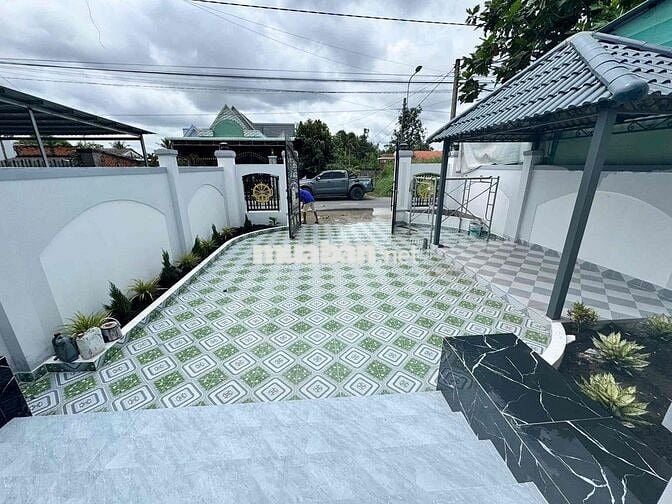 chính chủ cần bán gấp nhà Mặt Tiền Long An tại xã Phước Vân